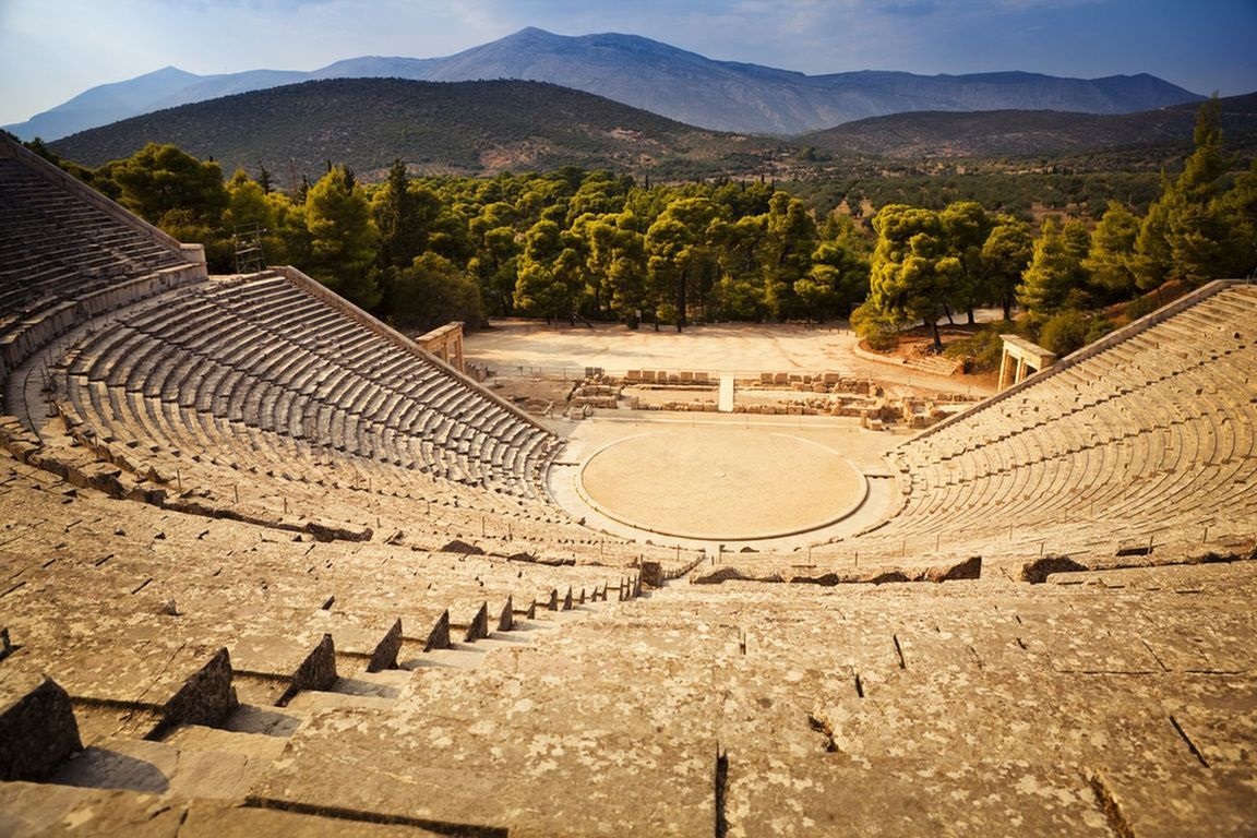 Εκδρομές από Κόστα και Κρανίδι για παραστάσεις στο Αρχαίο Θέατρο Επιδαύρου