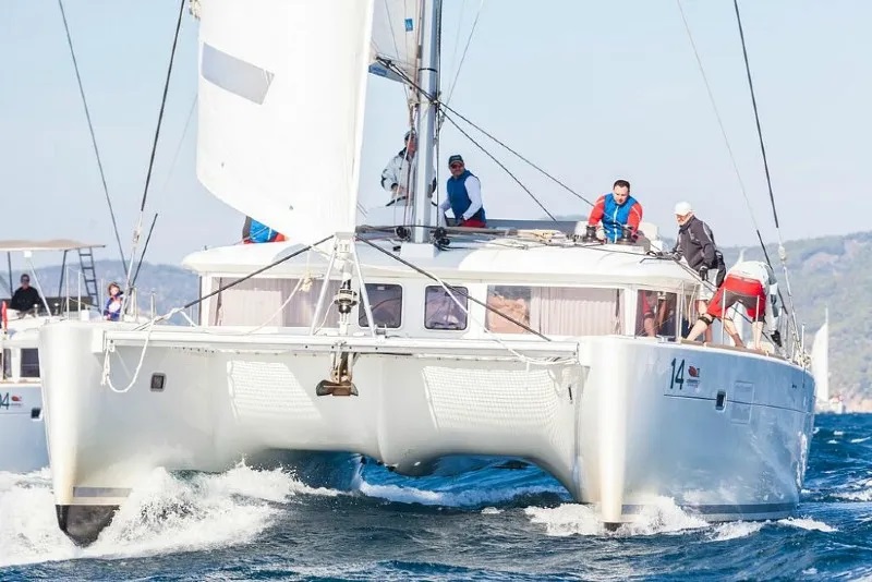 Το 12ο Catamarans Cup θα περάσει από το Πόρτο Χέλι