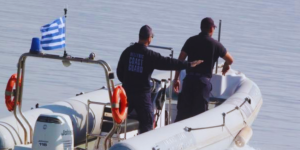 Βυθίστηκε ταχύπλοο σκάφος στο Πόρτο Χέλι